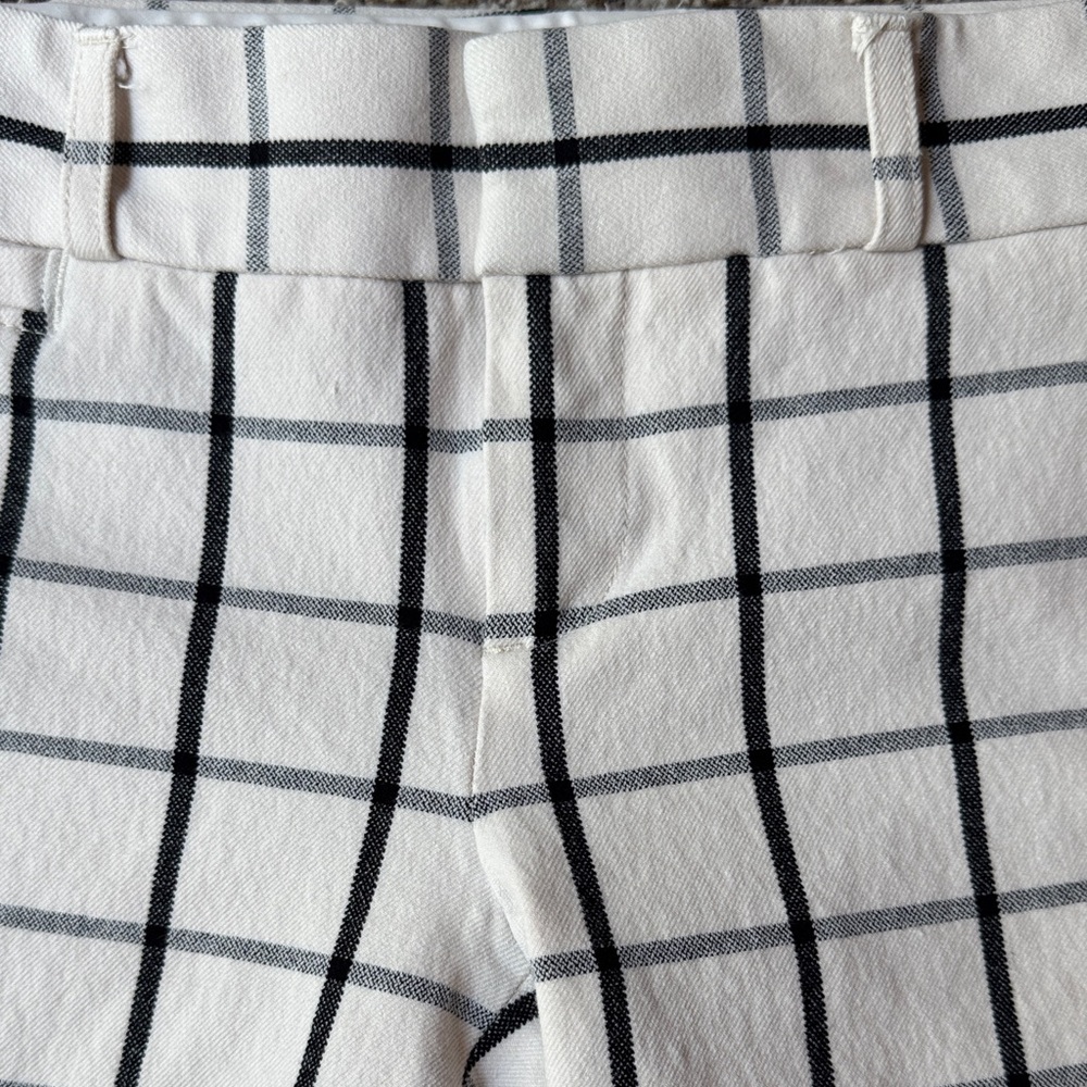 Banana Republic White and Black Checkered Ankle Pants - Picture 3 of 8